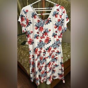 Bobbie Brooks Short Sleeve Floral Dress - Red and Blue on White